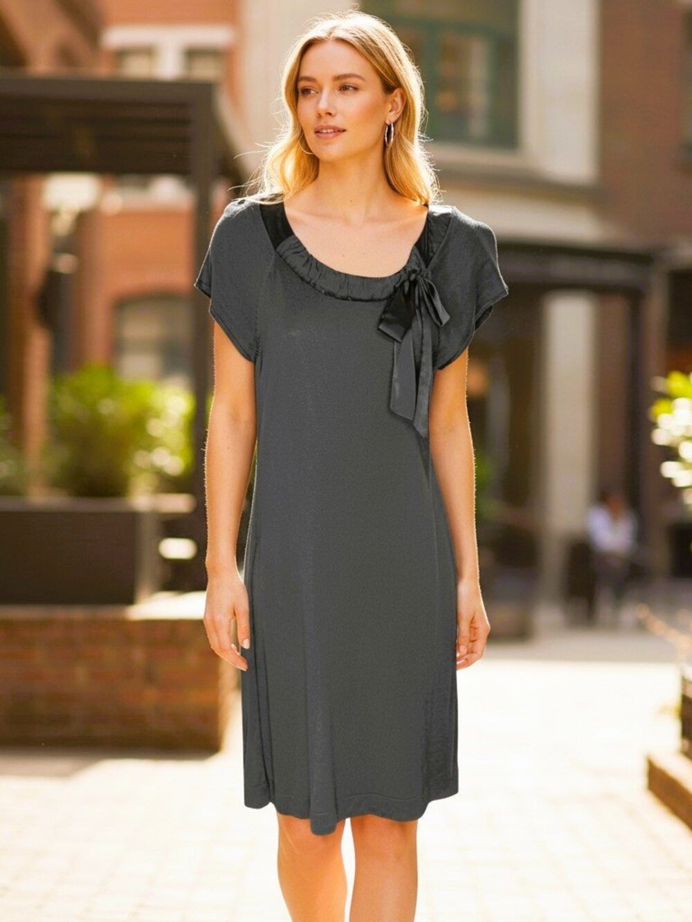 H&M Gray Satin Trim Dress Size M Bow Detail Short Sleeve Shift Dress